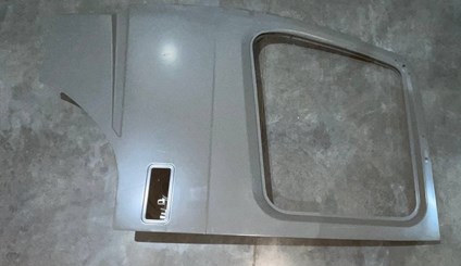 Дверь кабины Volvo FM12 левая УЦЕНКА 20360849/82436217 