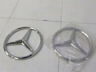 Эмблема Mercedes Actros  A9608170116