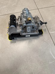 Кран главный тормозной EBS IVECO 9650019112 с повреждением 