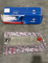 Радиатор масла Iveco Stralis/Stralis-II 504389791/504180635/5802247671/96993УЦЕНКА