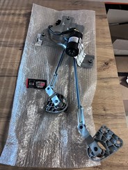 Трапеция стеклоочистителей с мотором MB Actros MP4 9608200081/9608202381/9608201881 182362