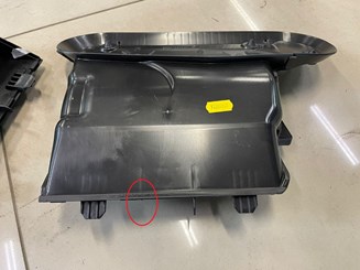 Воздухозаборник корпуса отопителя MB Actros MP4 A9608310305/A9608310505 Есть незначительные поврежде